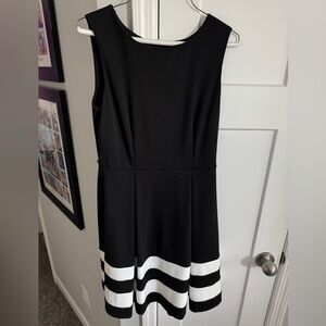 Calvin Klein Black and White Midi Dress- Size 6